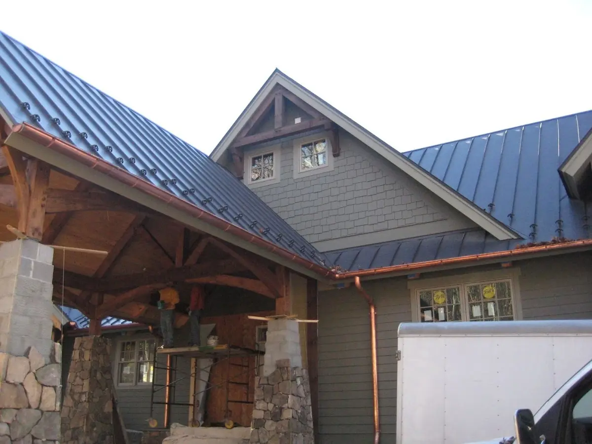 Craftsman Roofing team delivering quality roofing work in Port Warren